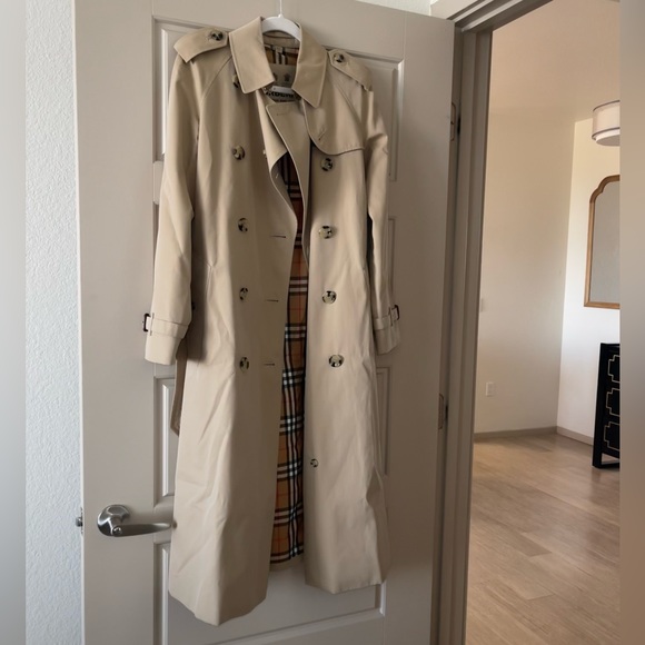 BURBERRY WATERLOO HERITAGE LONG TRENCH - Picture 5 of 16